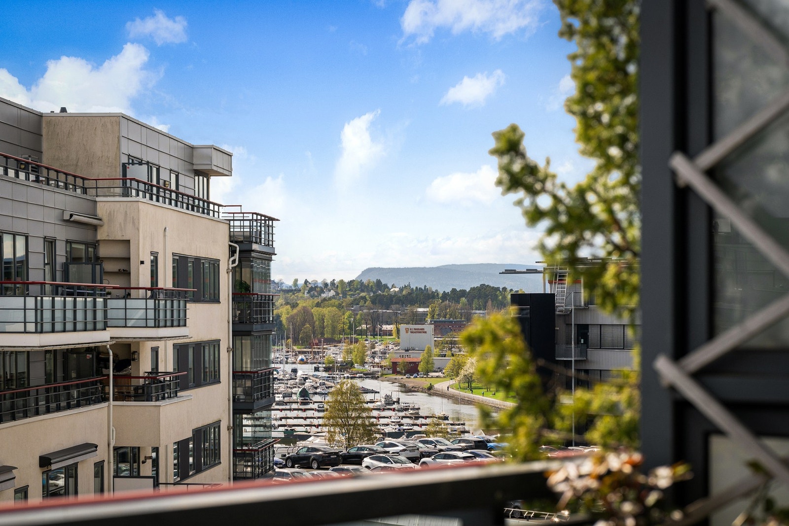 Nydelig utsikt over bl.a. Bestumkilen. Galleribilde