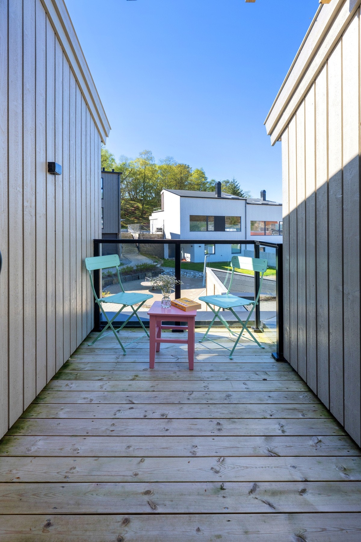 Balkong ut fra 2. etasje Galleribilde