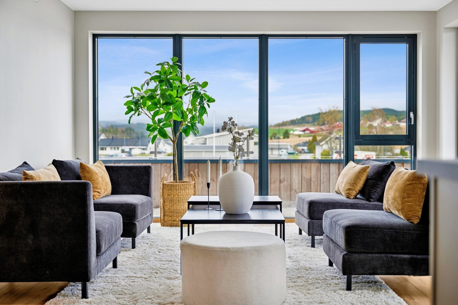 Det slippes godt med naturlig lys inn. Galleribilde