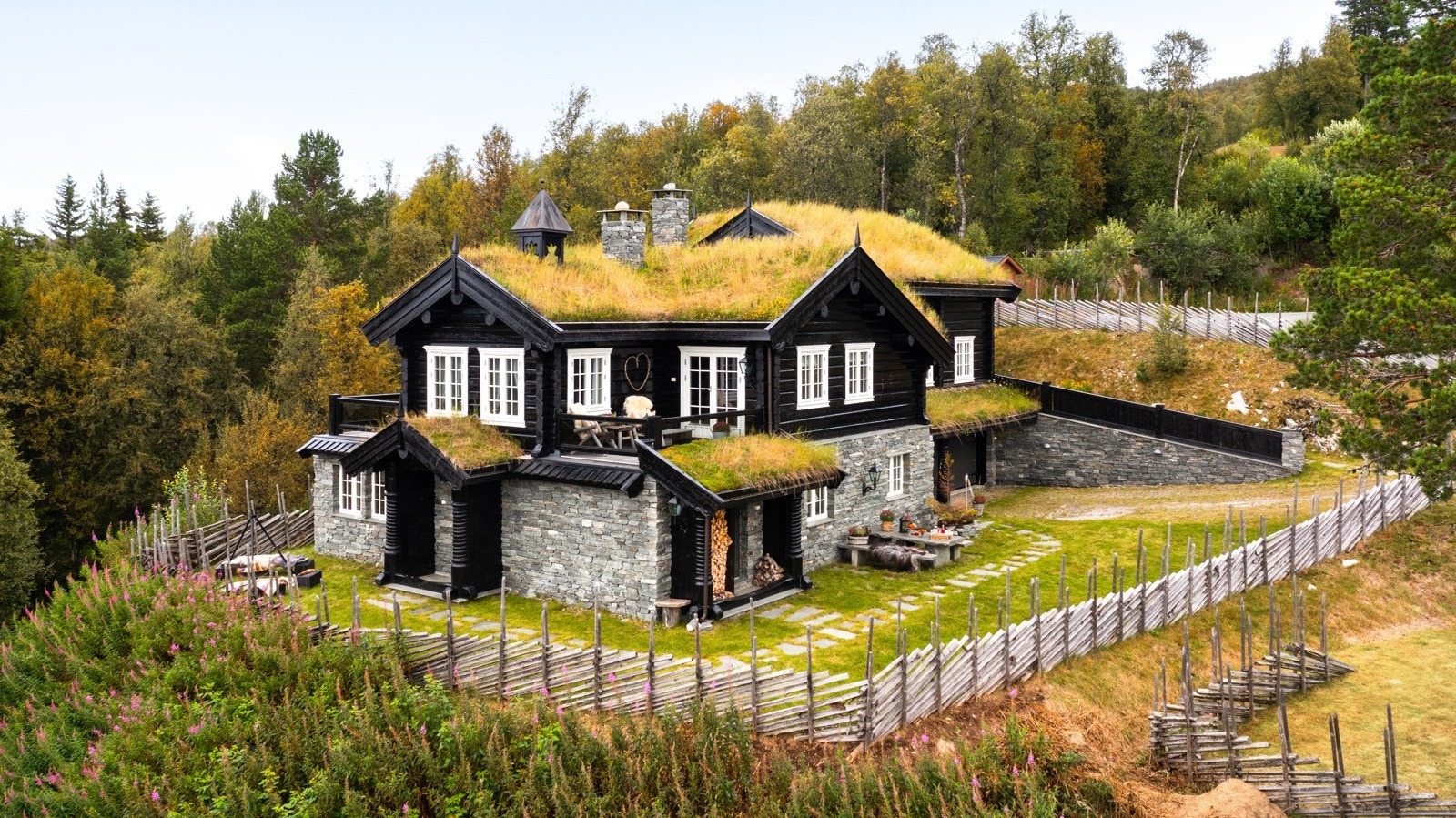 Listaullii 54 er en meget innholdsrik og påkostet hytte som vil tilfredsstille selv de mest kresne Galleribilde