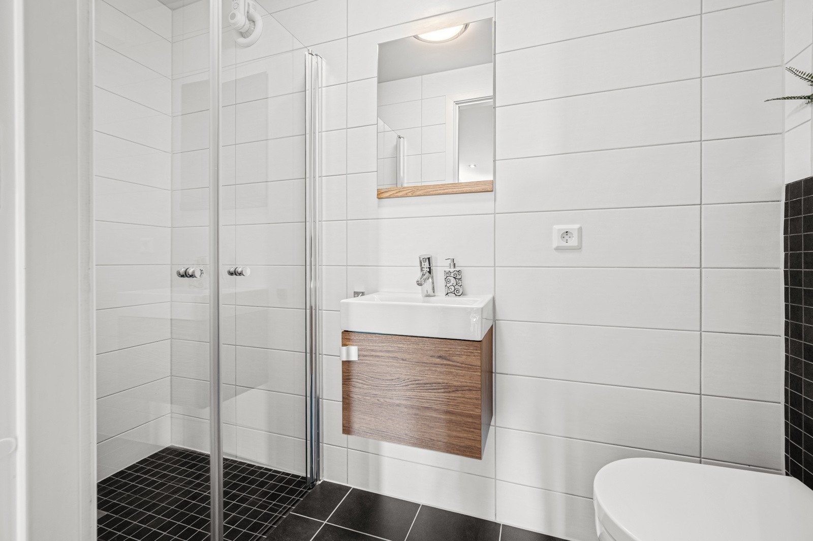 Gjestebad oppdatert i 2014 av OSV Sivertsen. Galleribilde