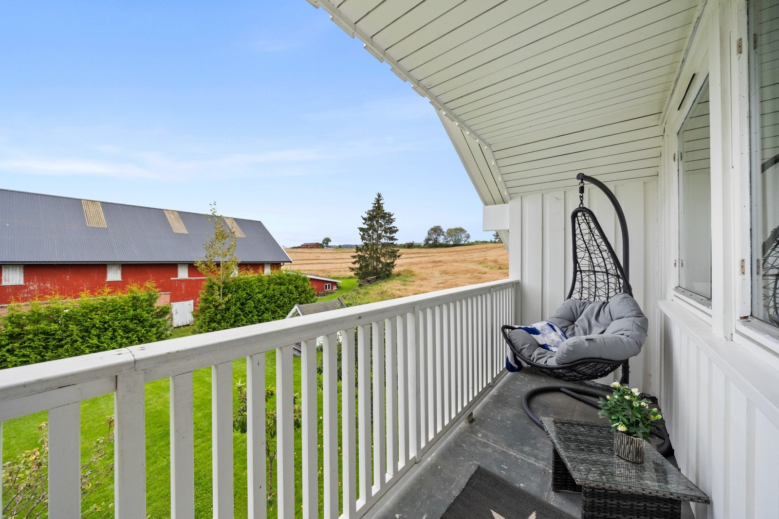 Balkong utenfor soverommet. Galleribilde