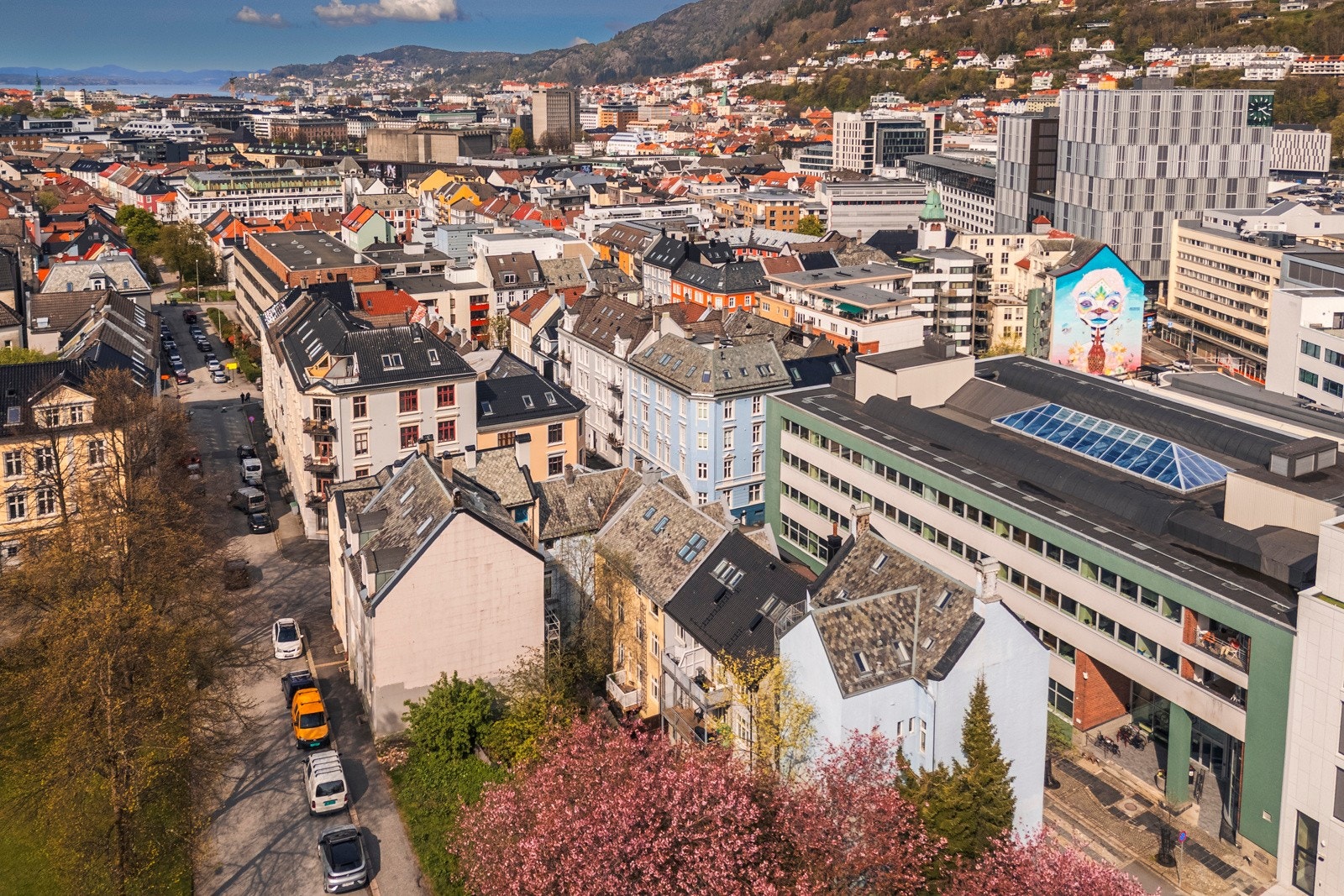 Er du fortsatt i tvil er du hjertelig velkommen på visning! Galleribilde