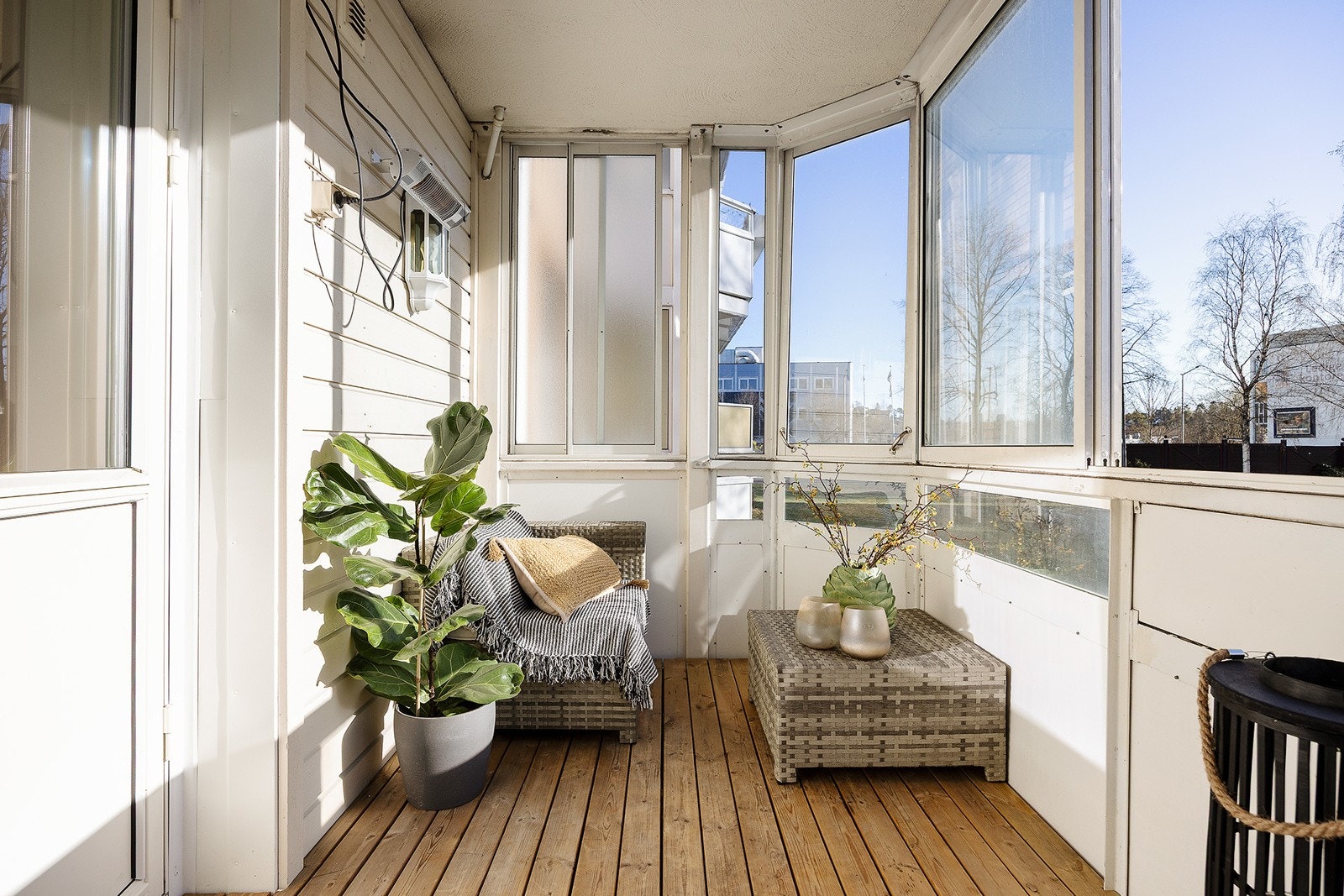 Leiligheten ligger flott til i populære Teisen området med flotte grøntarealer og nærhet til det meste. Galleribilde