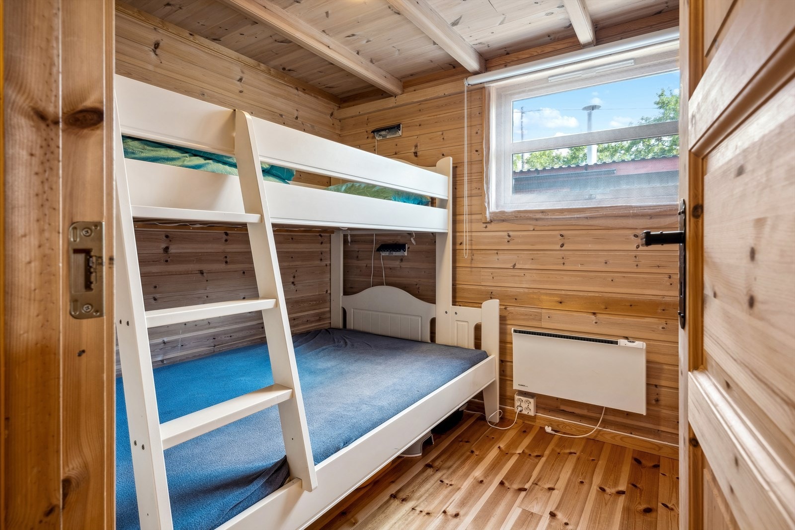 Det andre soverommet er utstyrt med køyeseng Galleribilde