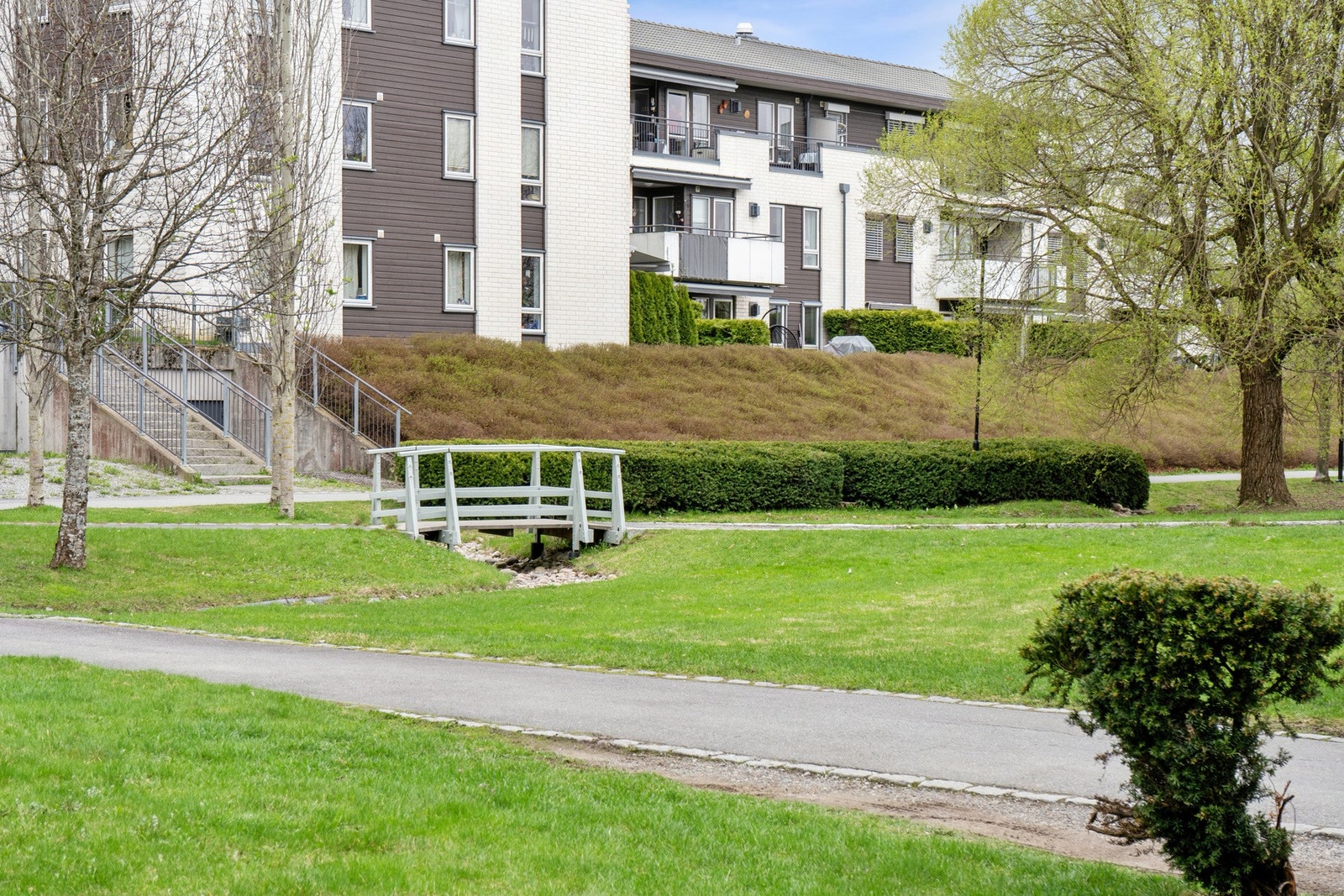 Området er perfekt for rusleturer og lek i trygge omgivelser. Galleribilde