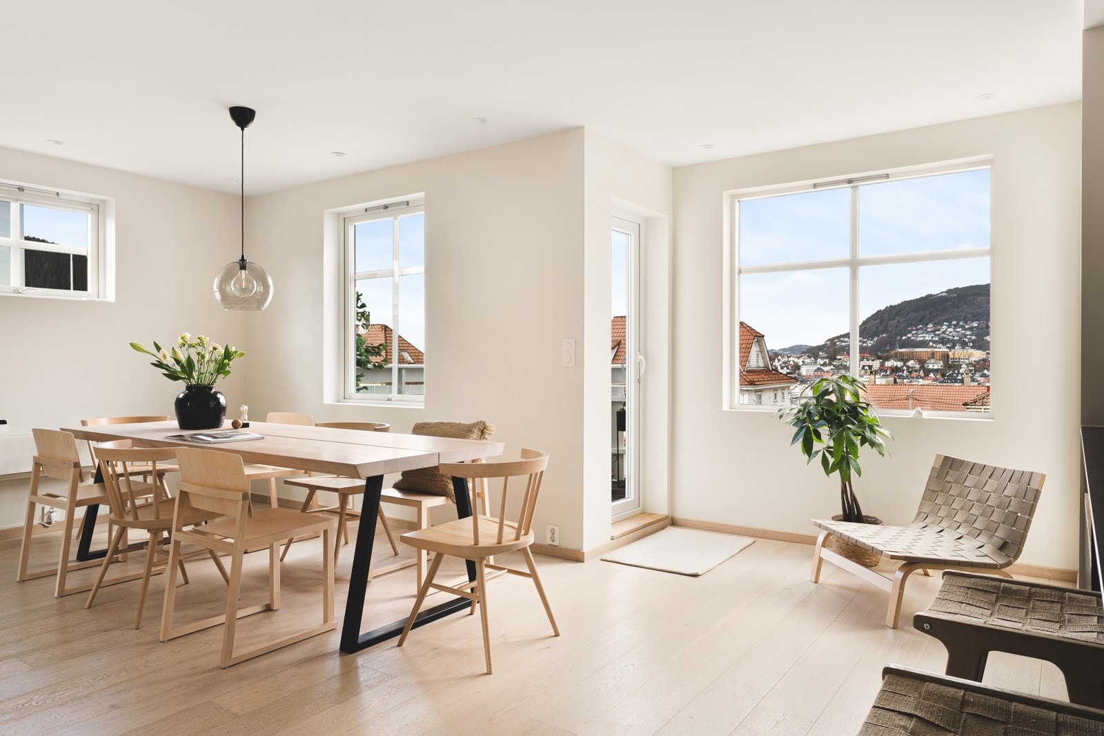 Dette er en betydelig oppusset og påkostet selveierleilighet. Galleribilde