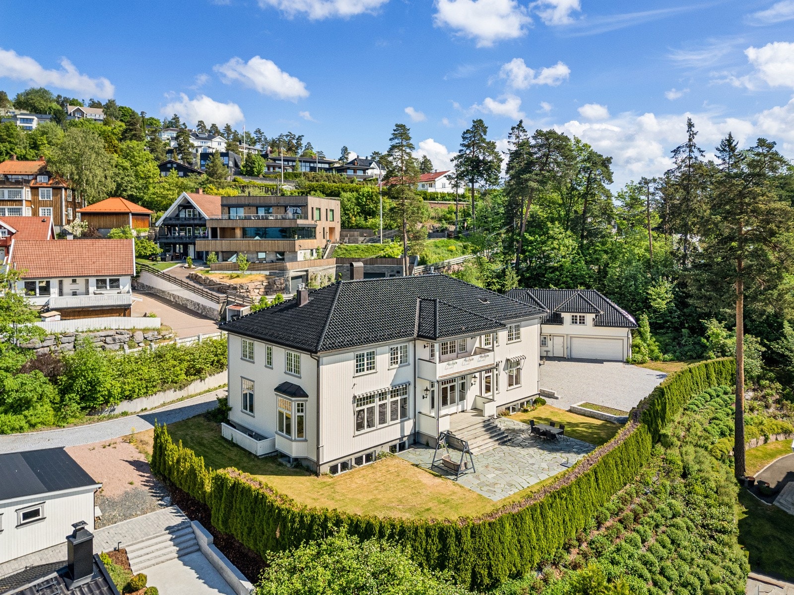 Velkommen til Ankerveien 28 - praktfull eiendom Galleribilde