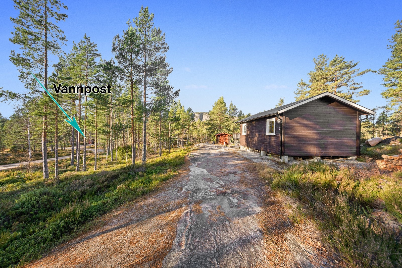 Parkeringsplasser rett utenfor hytta Galleribilde