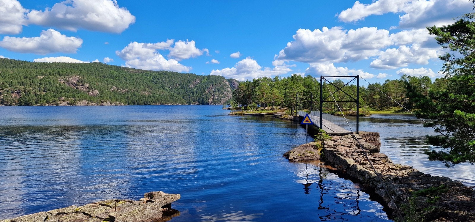 Fra turstien på vei til paradisbukta Galleribilde