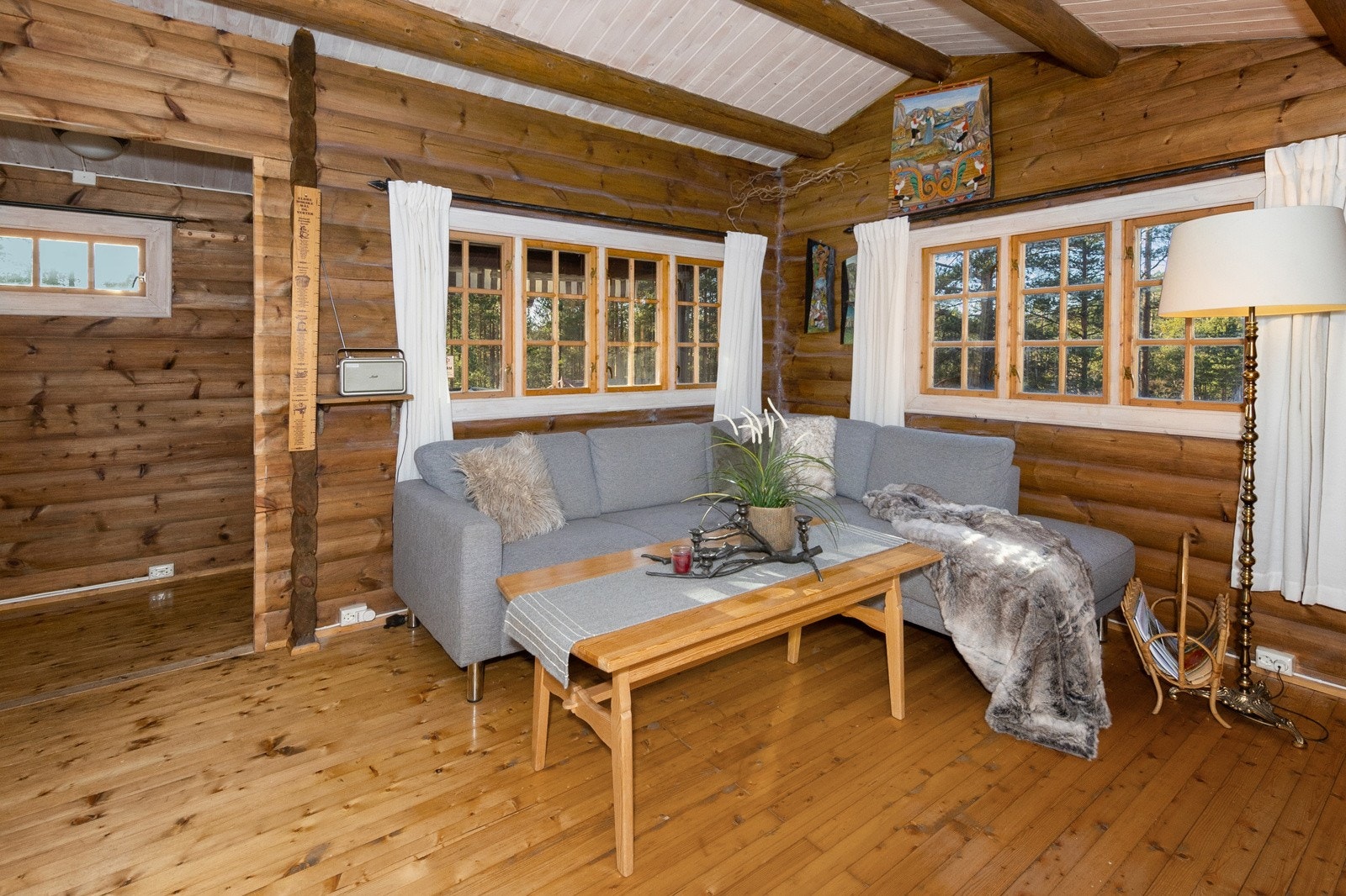 God plass for både salong og spisestue Galleribilde