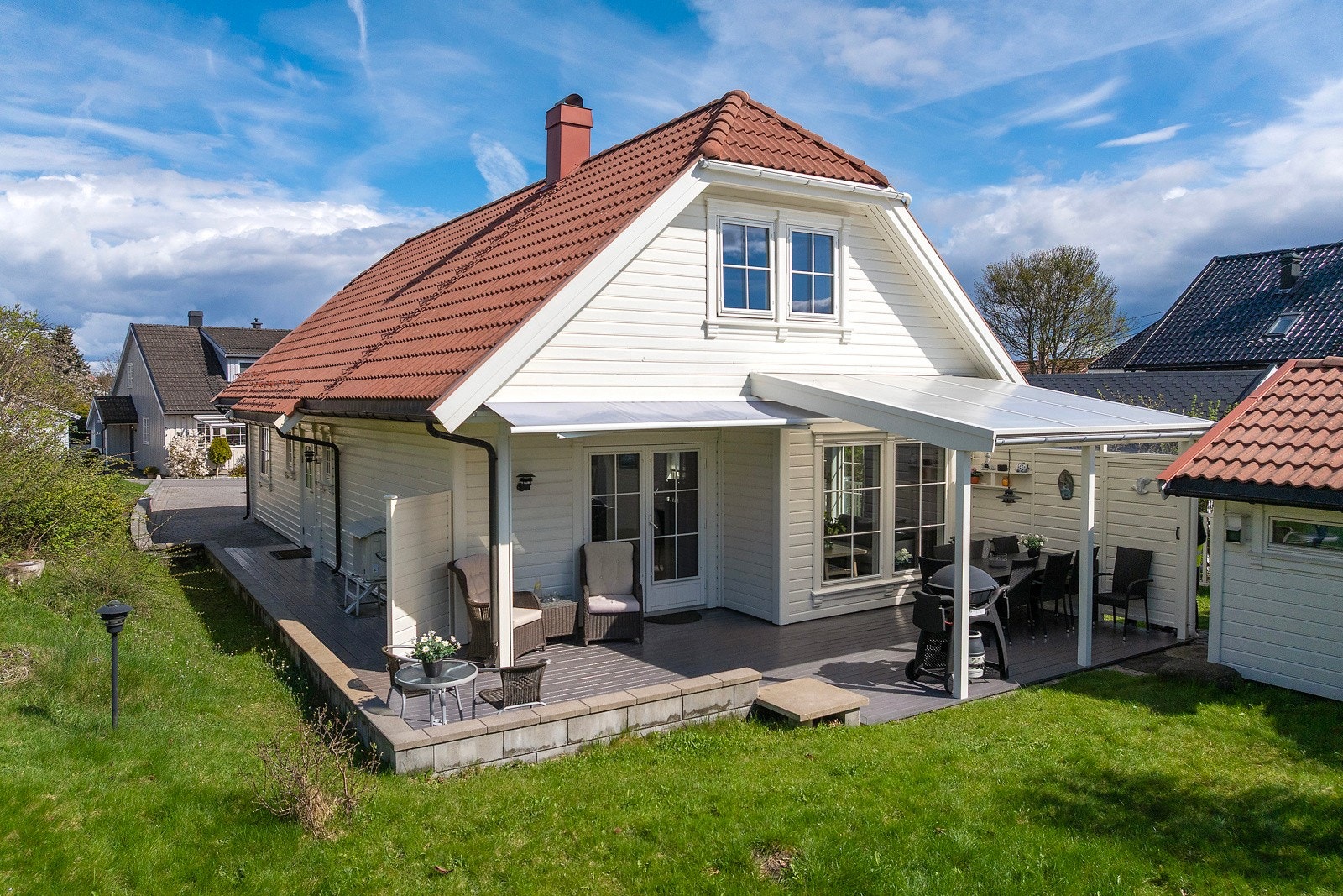 EIE Tønsberg v/Tuva Omberg Melsom presenterer Annie Skaus vei 8! Galleribilde