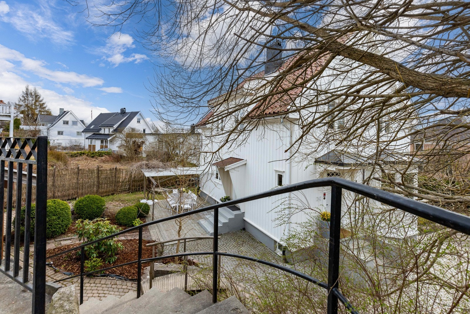 Trappenedgang. Galleribilde