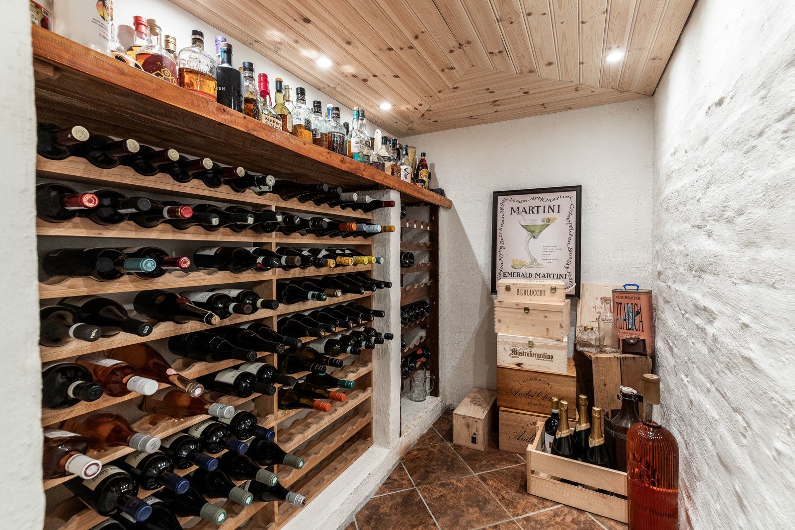 Vinkjeller. Galleribilde