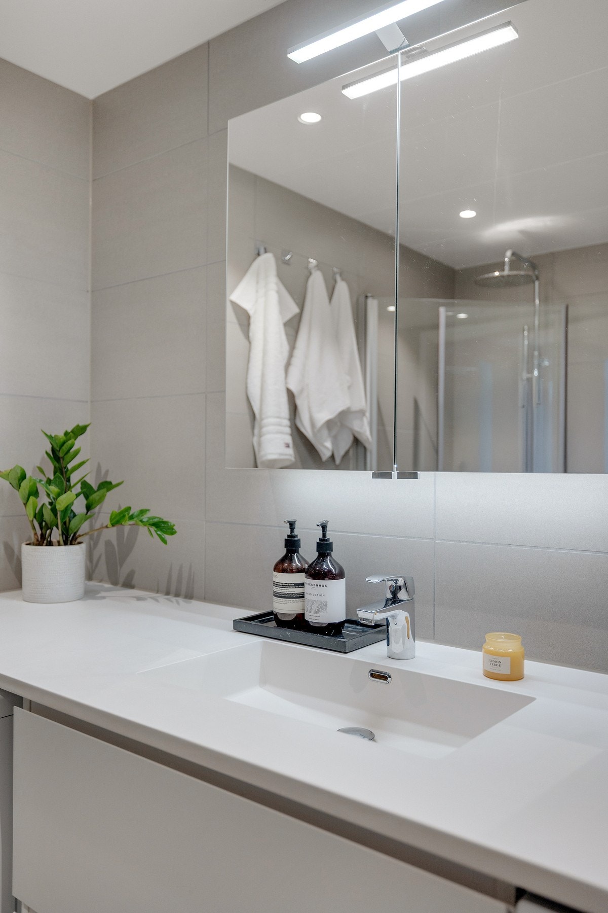 Det er vannbåren varme i gulv Galleribilde