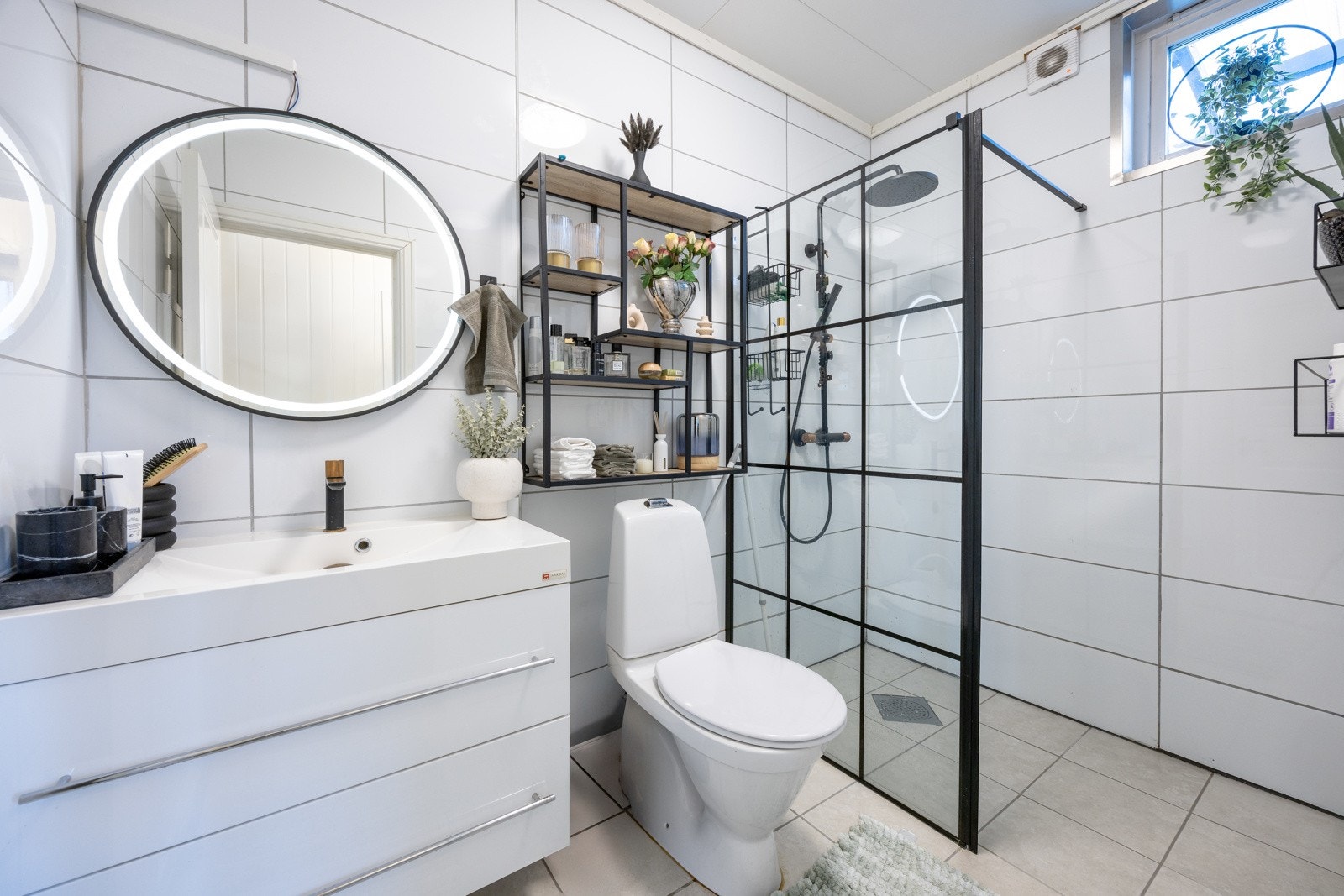 untitled-1 Galleribilde