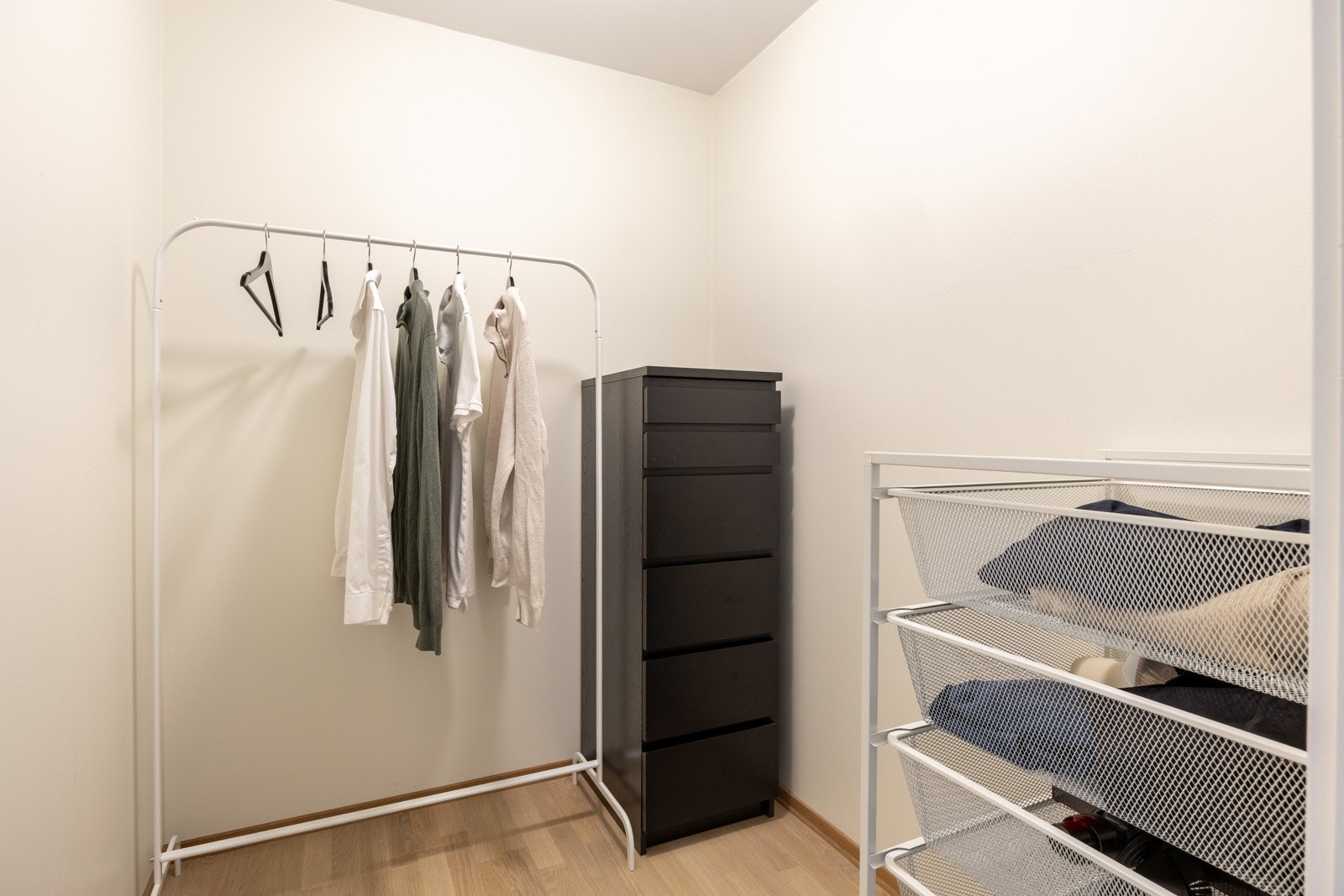 Praktisk innvendig bod. Galleribilde