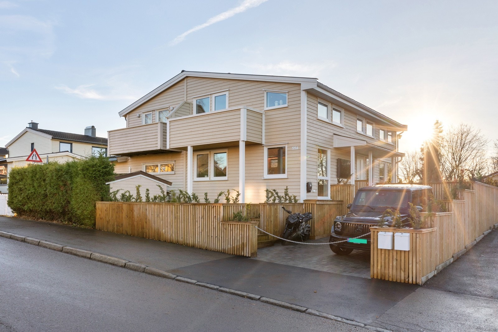 Tor Martin Tinderholt v/Privatmegleren Aksept har gleden av å ønske velkommen til Stamhusveien 55A! Galleribilde