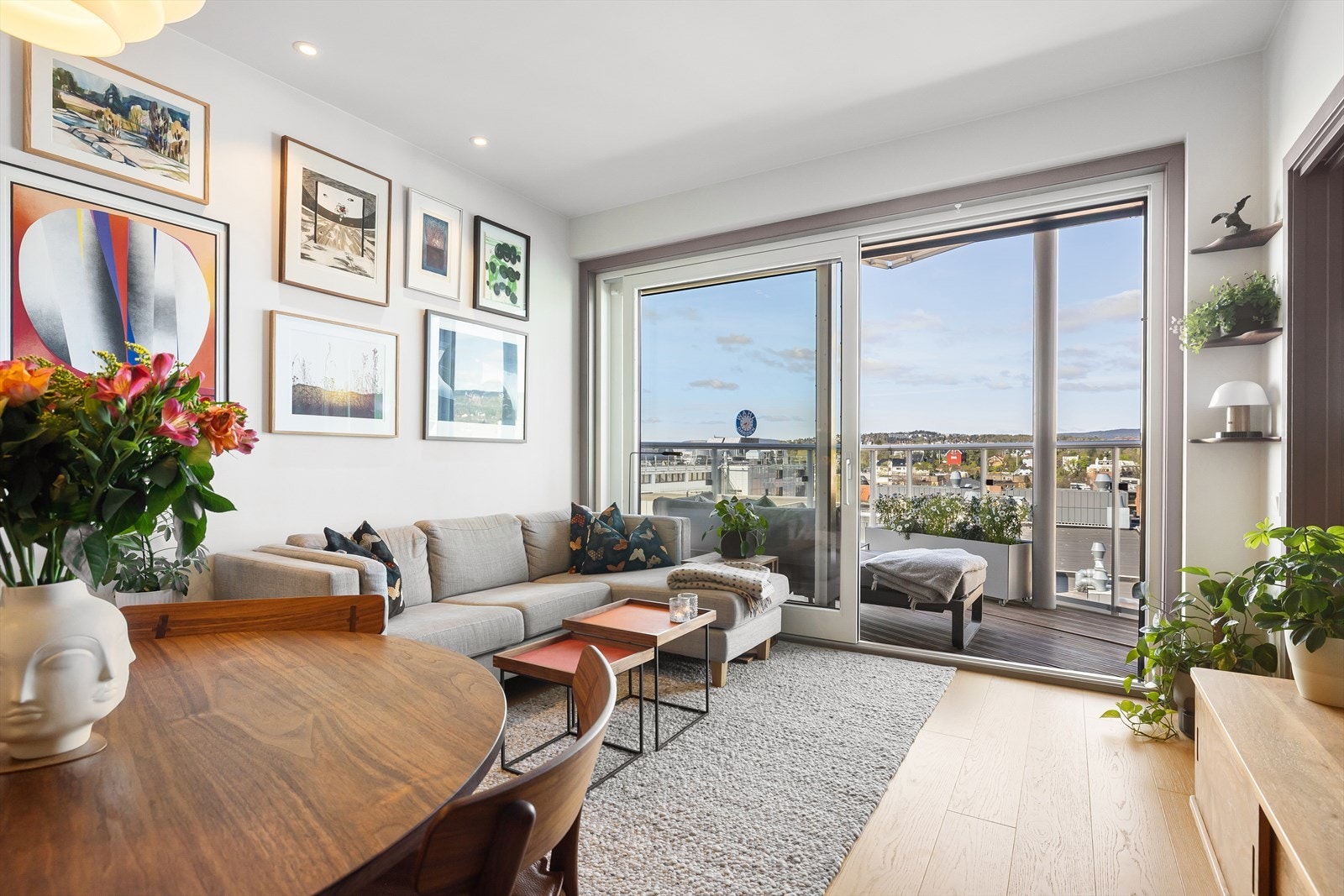 Kristoffer Mjåtveit har gleden av å presentere Fridtjof Nansens vei 5C! Galleribilde