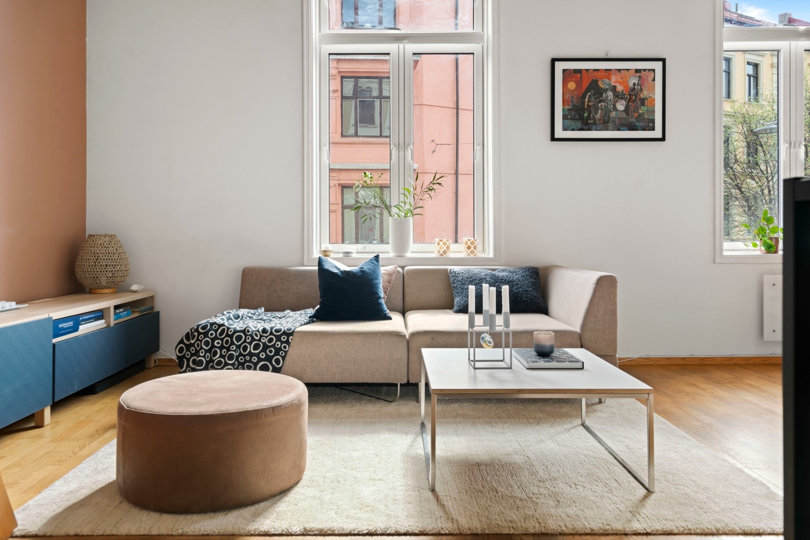 Bygården ble rehabilitert i sin helhet 2005/2006 og holder en god standard. Galleribilde