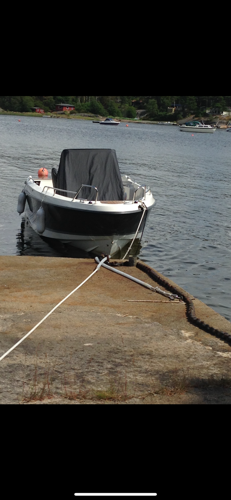 Privatbilde fra selger - Det går fintan å legge til med en ca 20 fots båt til bryggen. Galleribilde