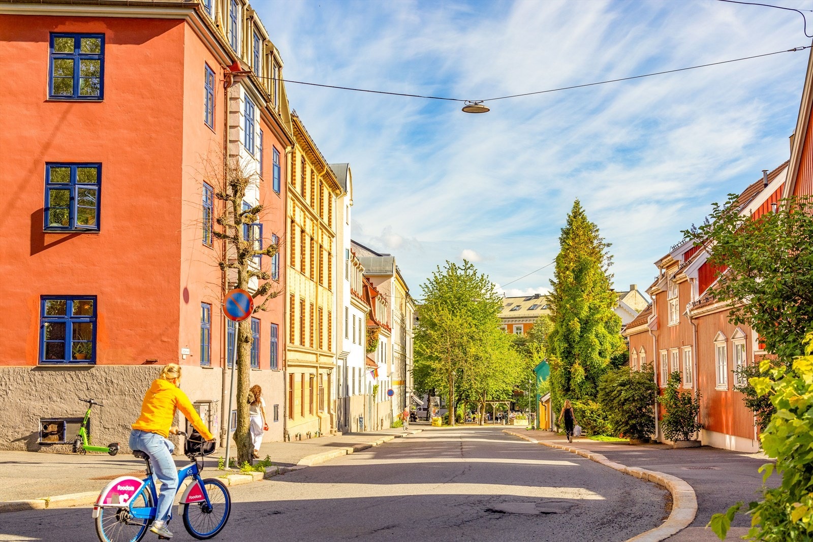 Leiligheten har en rolig og attraktiv beliggenhet på Torshov, med kort vei til alt av servicetilbud. Galleribilde