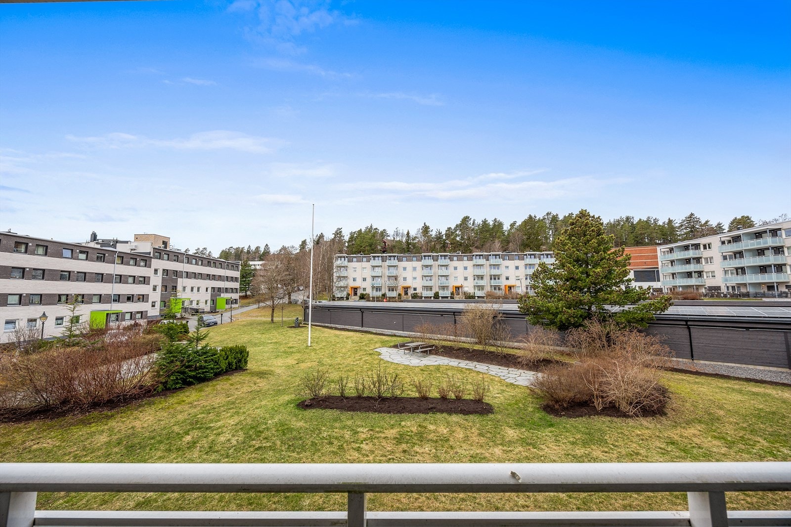 Utsikt fra balkongen. Galleribilde