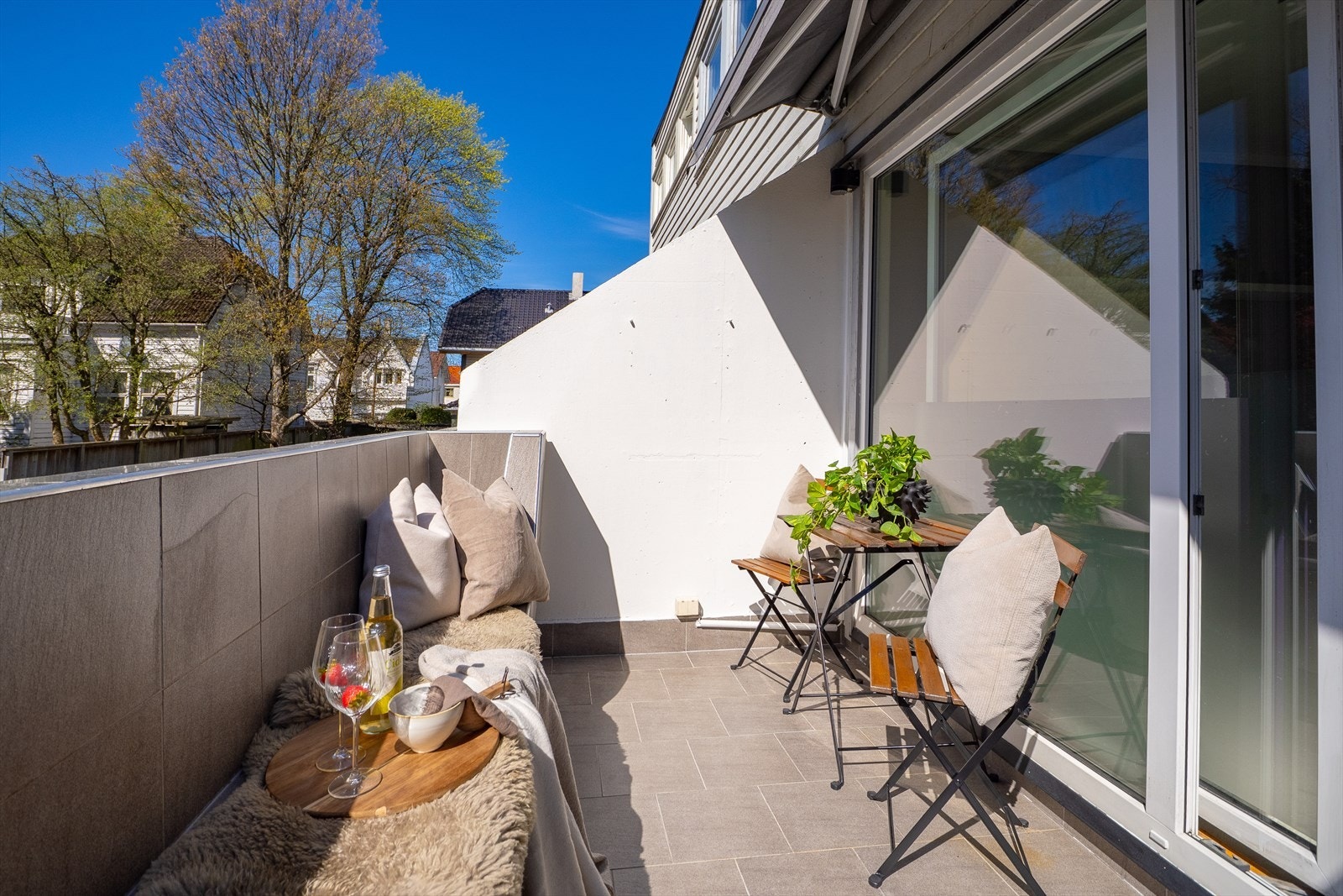 Her kan sommeren nytes sammen med venner. Galleribilde