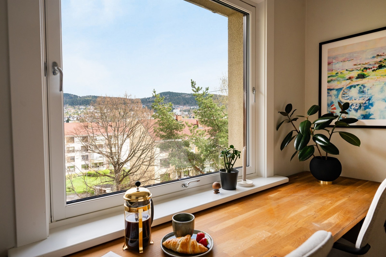 Hyggelig utsyn fra soverom Galleribilde