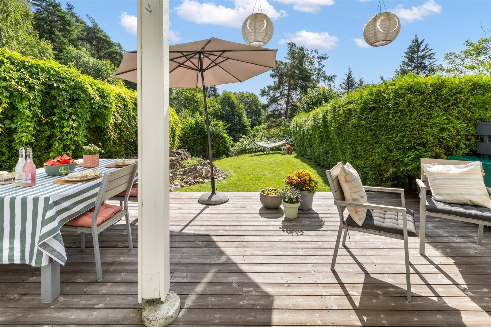 Markterrassen er på hele 30 m² Galleribilde