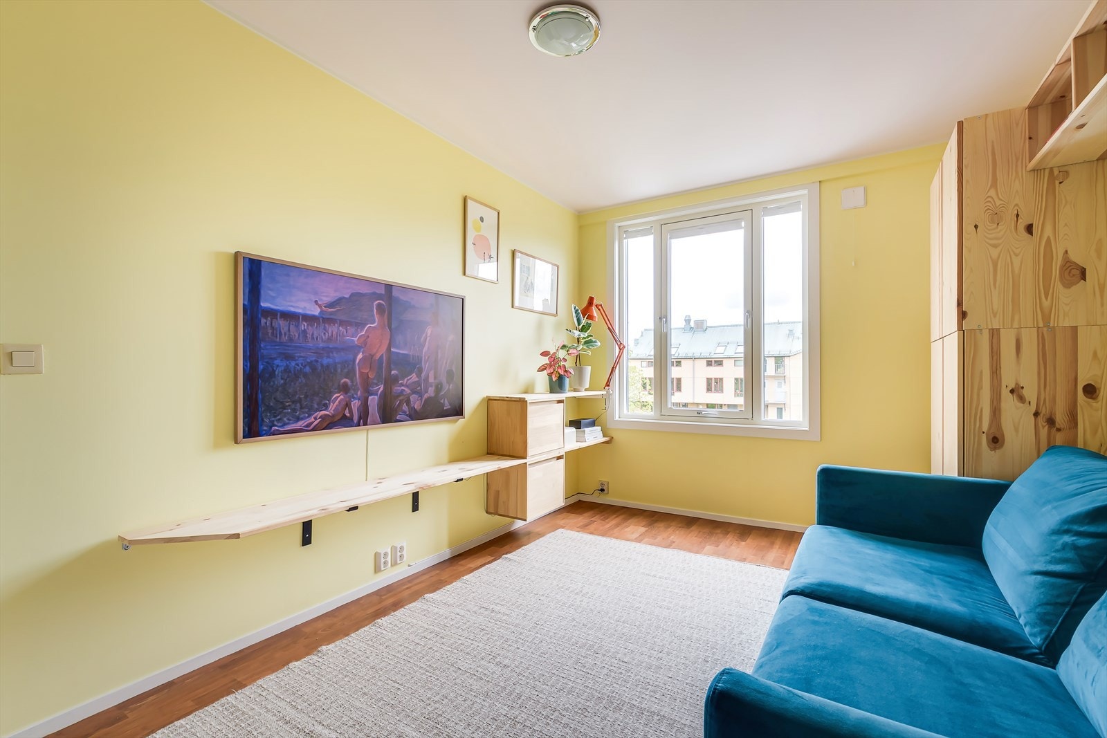 Dersom man ikke har behov for 3 soverom, kan dette rommet for eksempel benyttes som ungdoms- eller TV-stue. Galleribilde