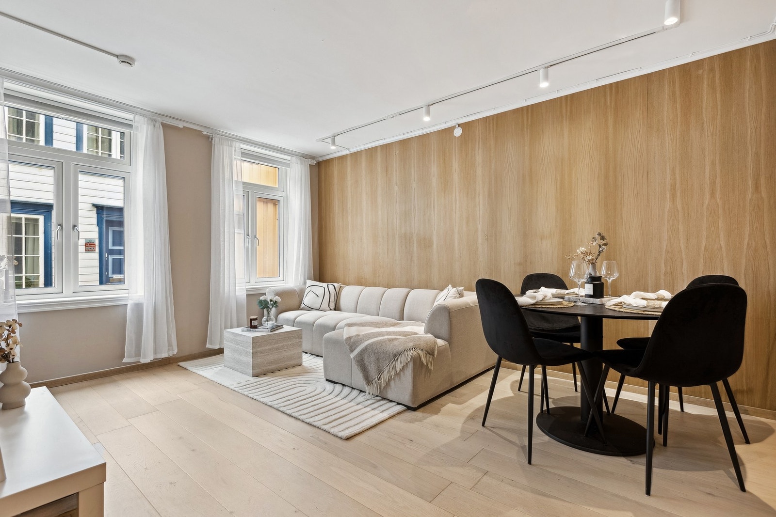 EIE eiendomsmegling ved Karen Ulvan Ratdal har gleden av å presentere Fotveita 5! (Foto: EFKT, Robin Hope Syrstad) Galleribilde