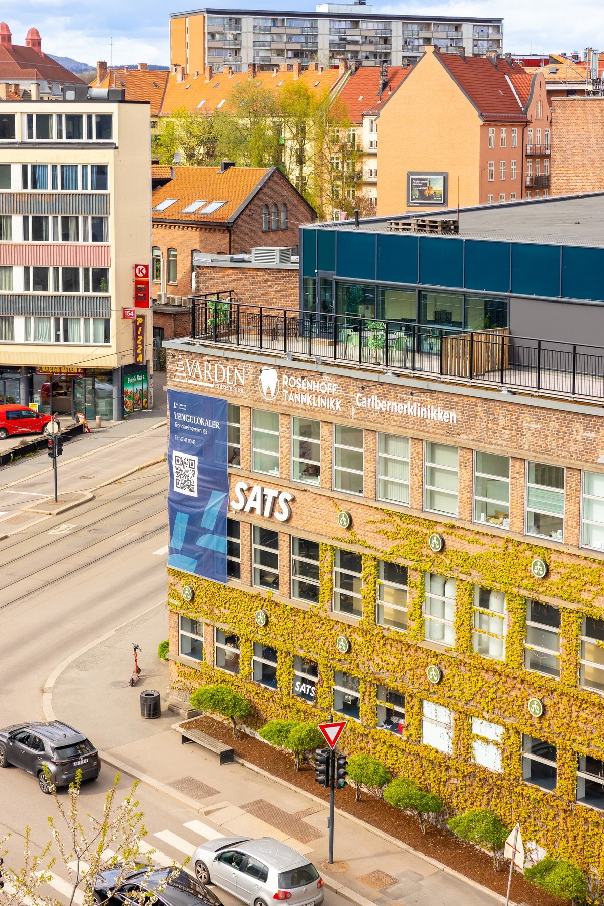 Er du glad i å trene, så har du Sats, Fresh Fitness og Mudo Gym i gangavstand fra leiligheten. Galleribilde