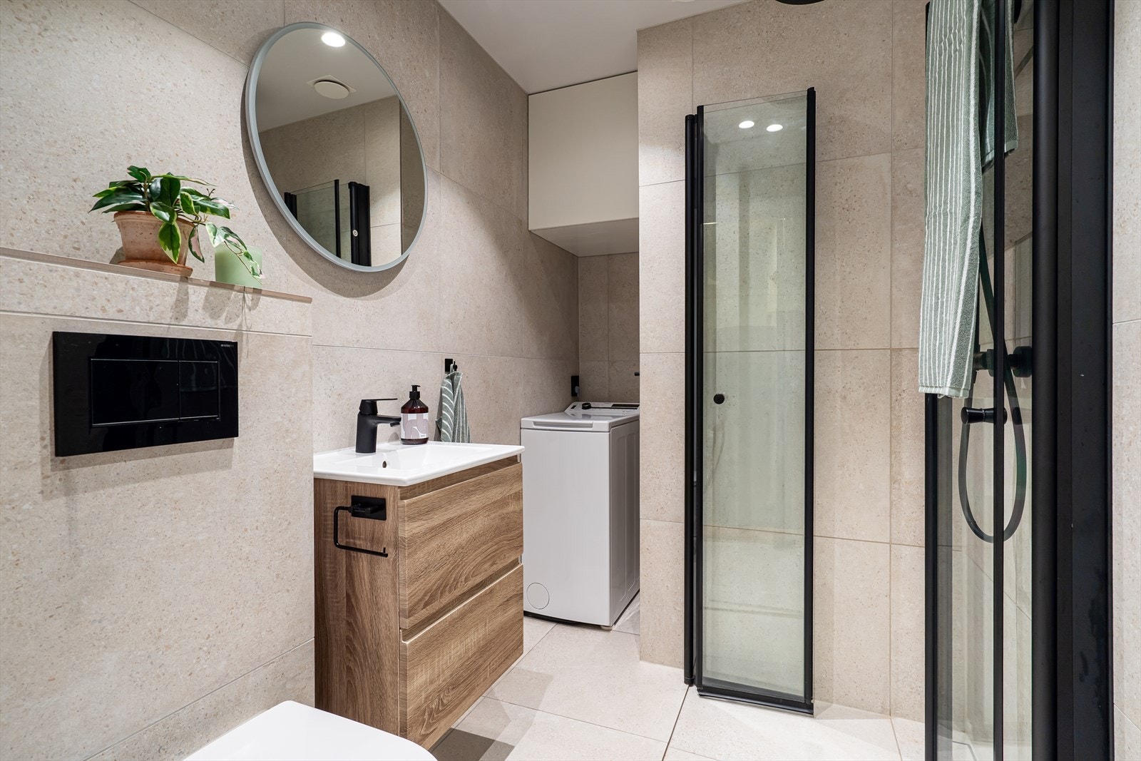 Moderne baderom renovert i 2023. Galleribilde