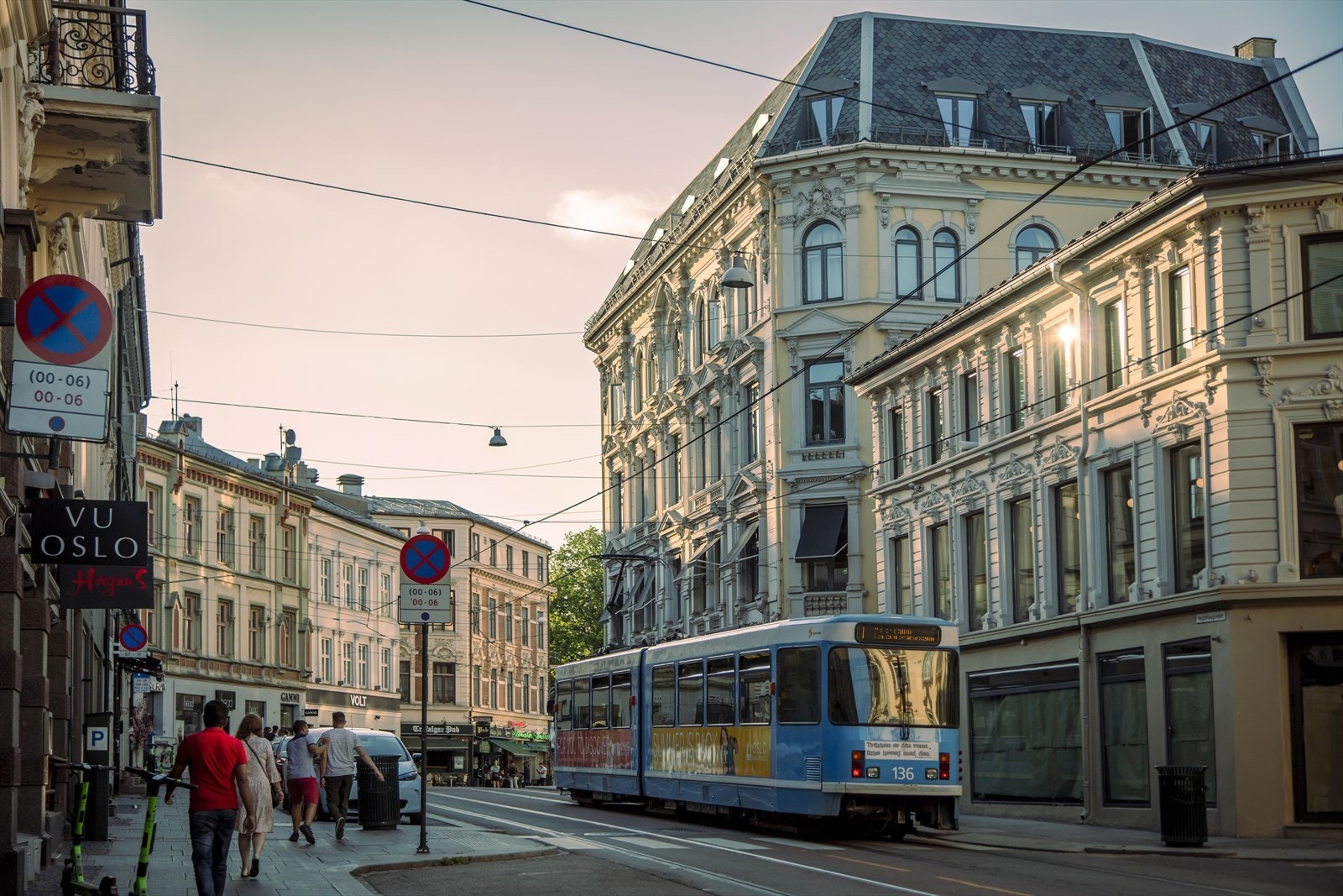 Hegdehaugsveien/Bogstadveien ligger rett rundt hjørnet. Galleribilde