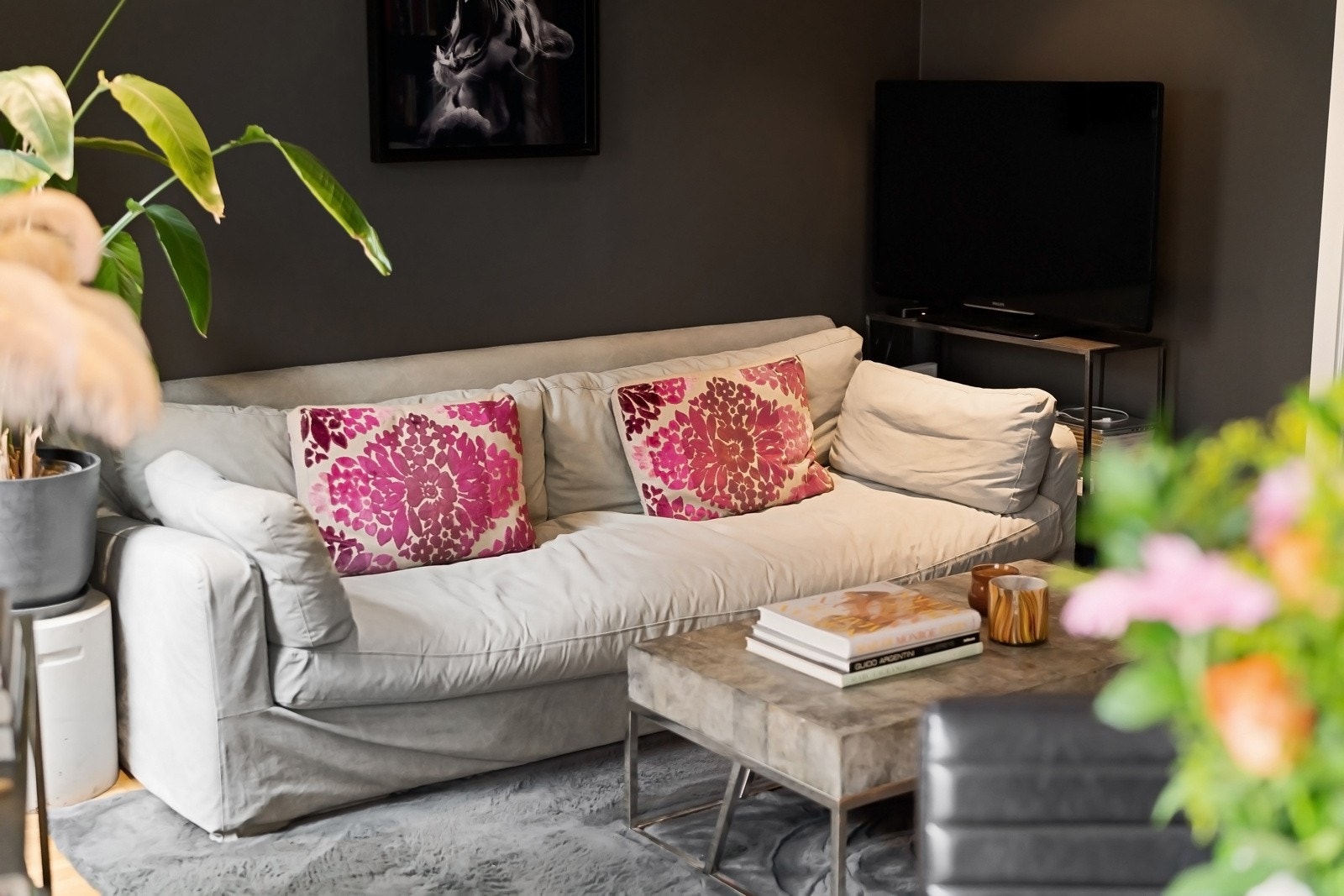 "Alt" inkl.: strøm, oppvarming, varmtvann, internett etc. Galleribilde