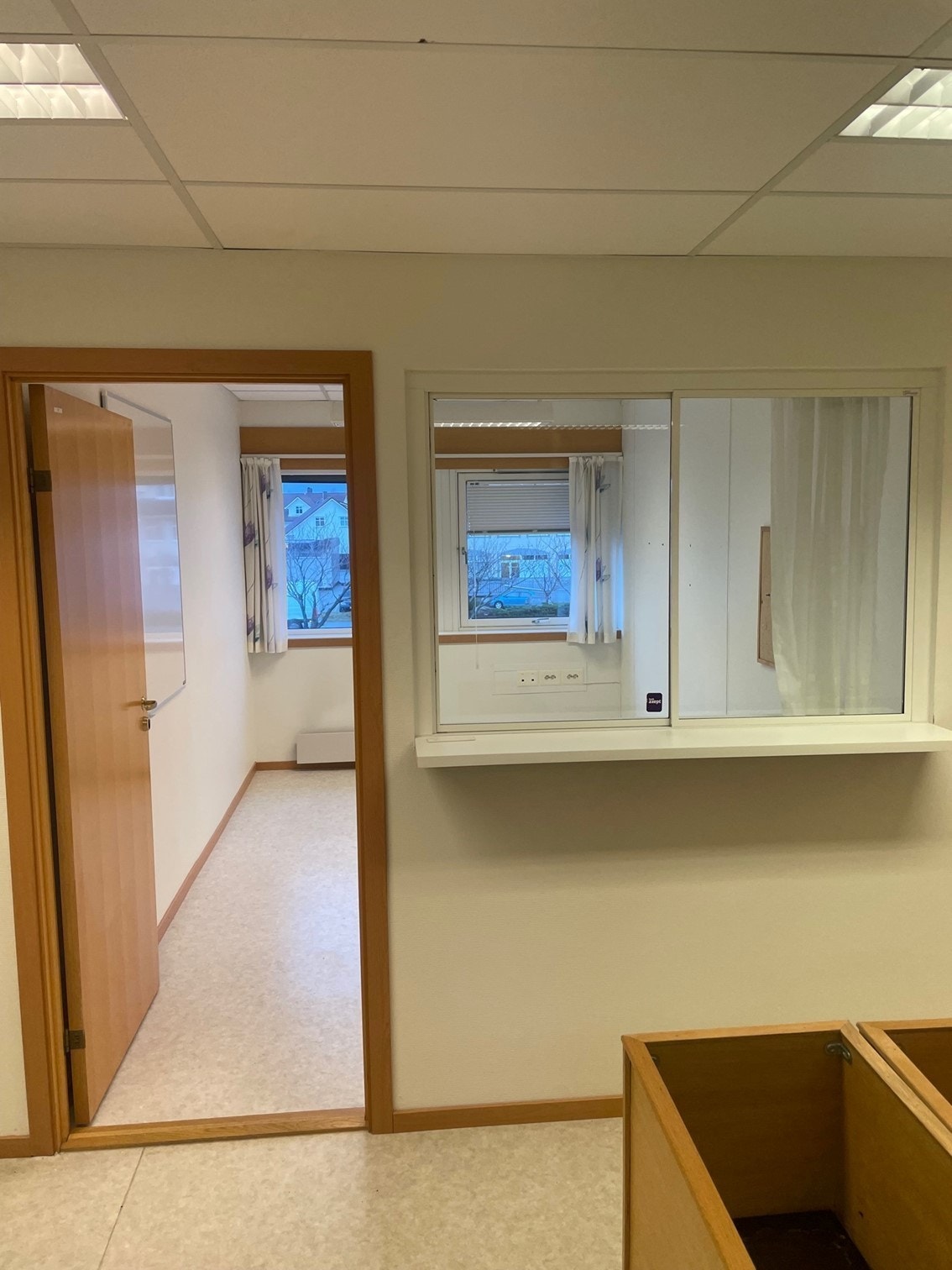 Rersesjon / skranke til å ta imot pasienter. Galleribilde