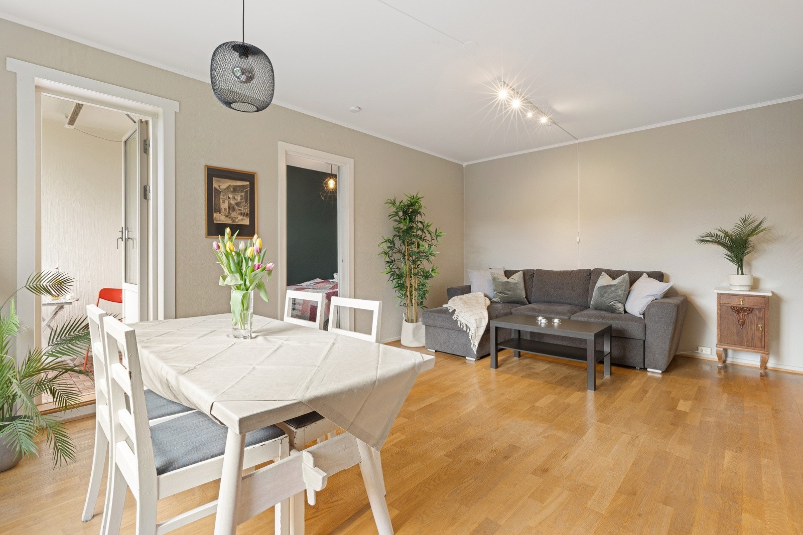 Romslig stue Galleribilde