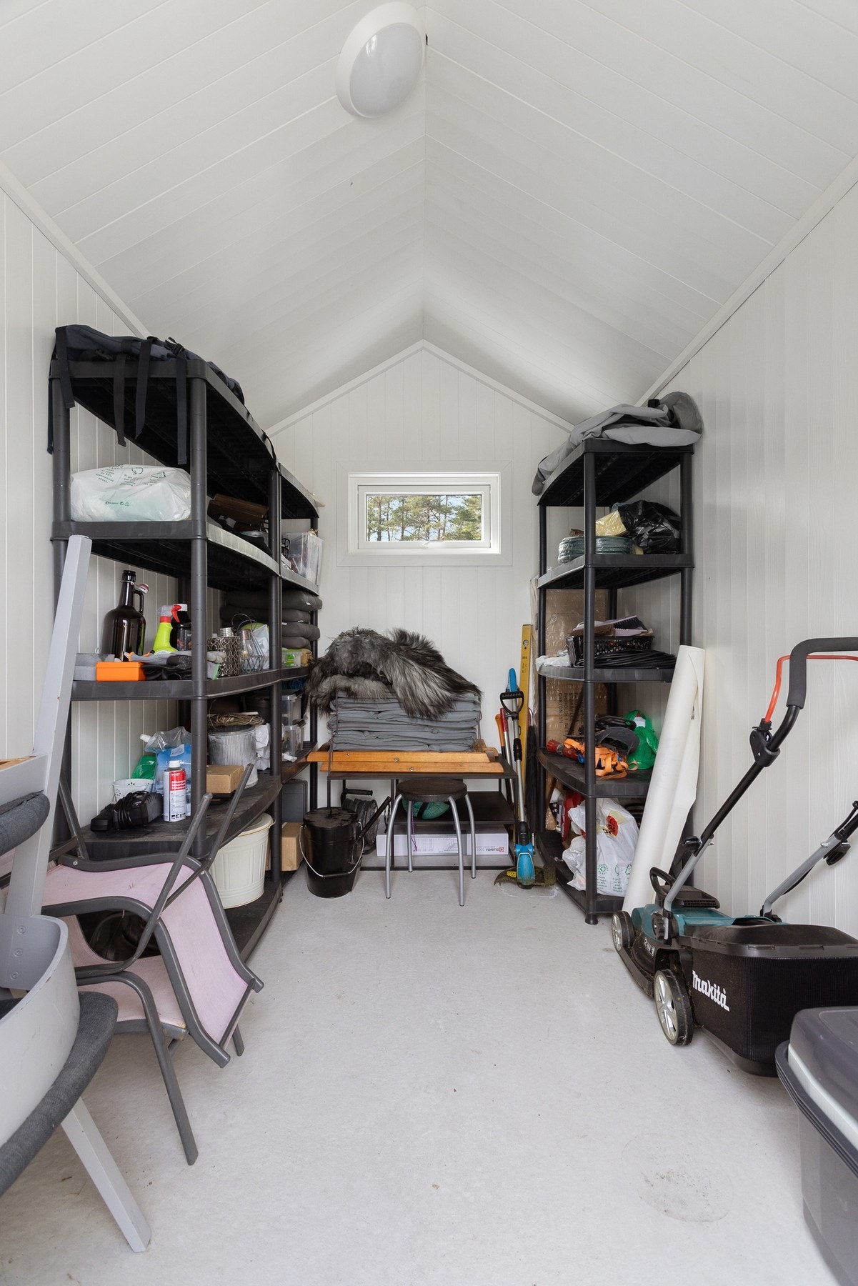 Stor praktisk frittstående lagringsbod Galleribilde