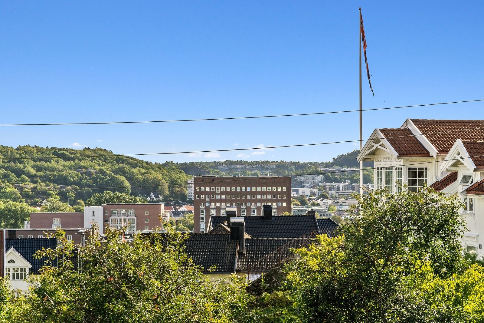 Flere flotte utsiktspunkter rundt omkring på eiendommen. Galleribilde
