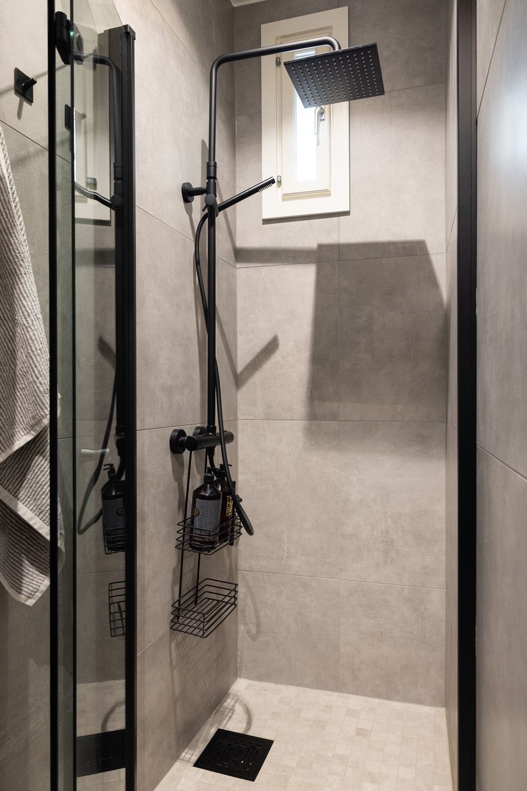 Romslig dusjhørne. Galleribilde