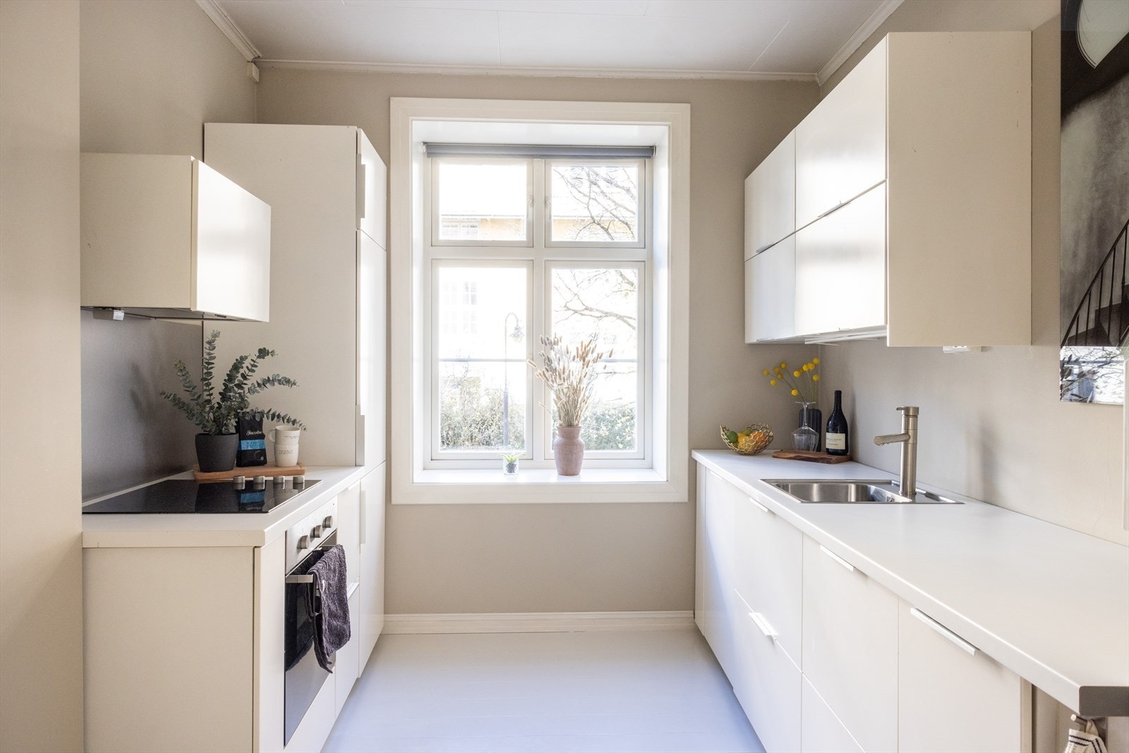 En koselig 2-roms leilighet i klassisk Torshovgård med sentral og tilbaketrukket beliggenhet. Galleribilde