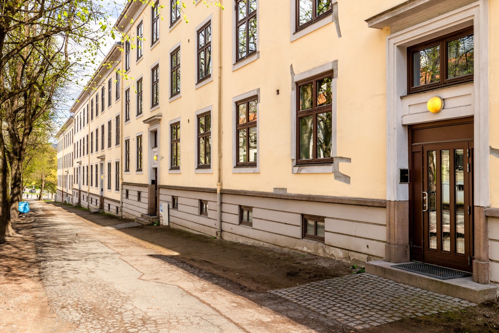 Inngangsparti Galleribilde