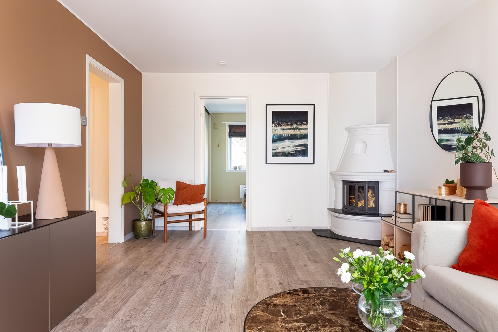 Leiligheten er beliggende i høy 1.etasje. Galleribilde