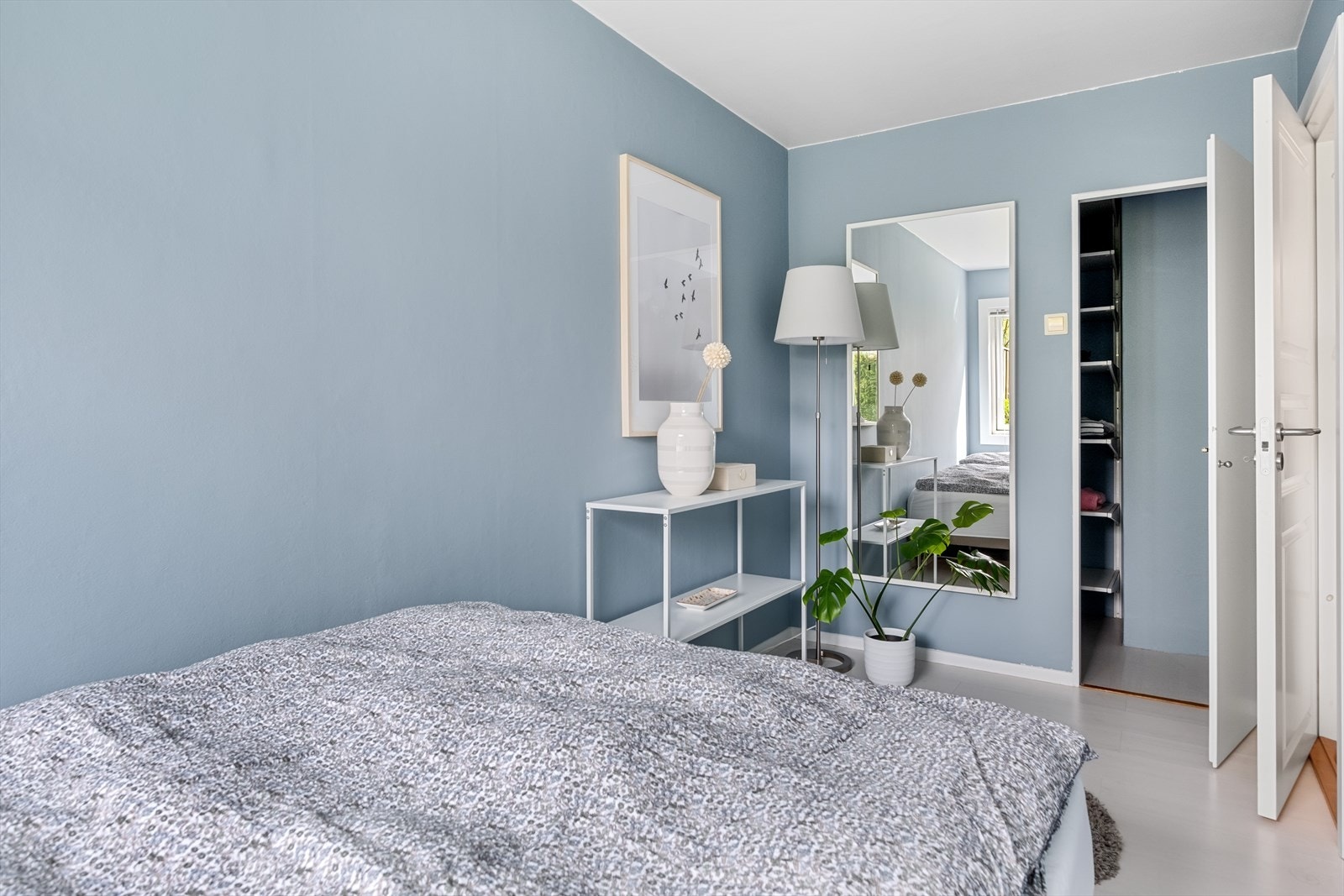 Soverommet har ellers god plass til nattbord, kommode e.l. Galleribilde