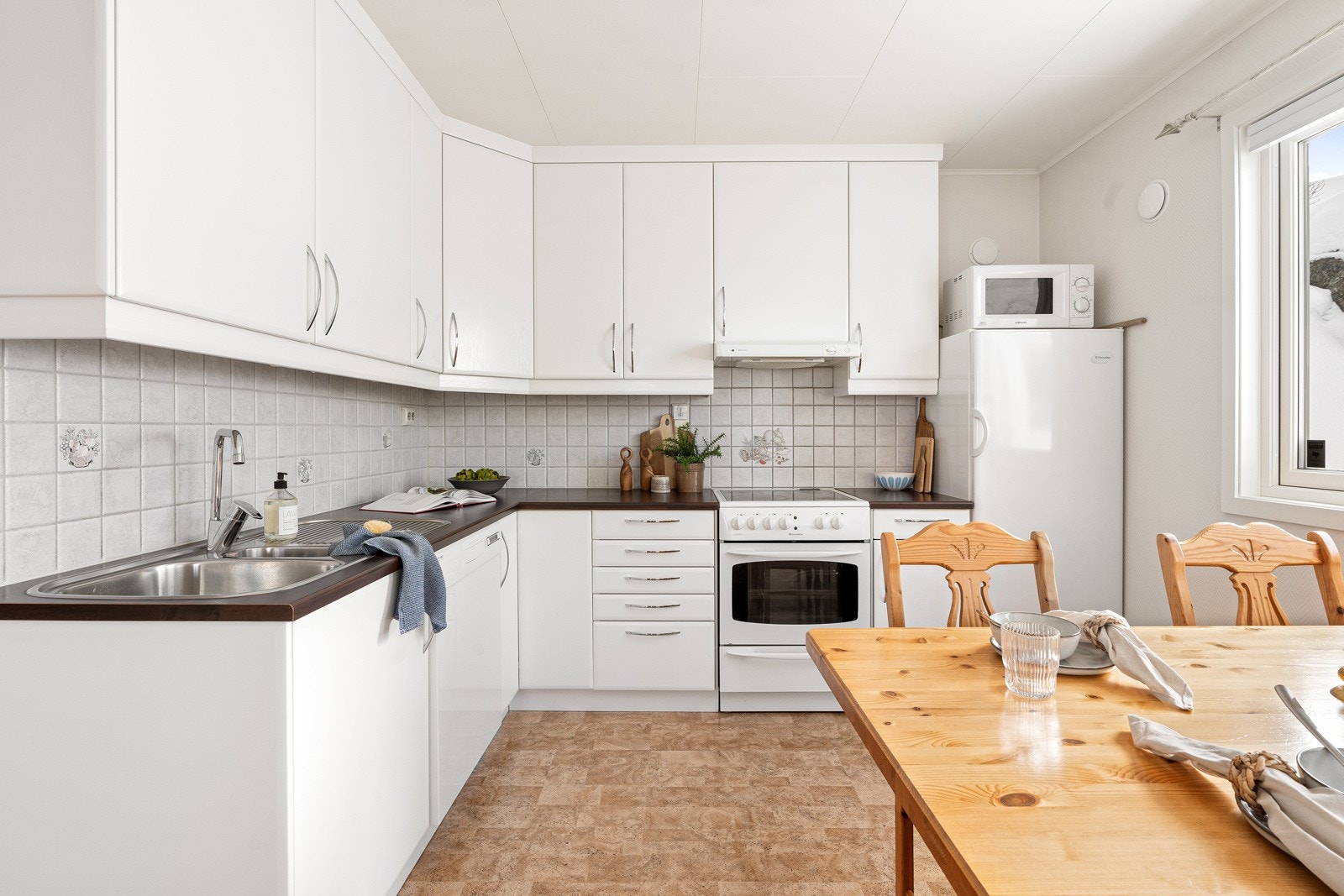 Kjøkkenet er fra 2003. Galleribilde