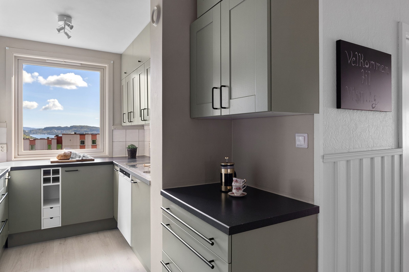 - Pen 3-roms leilighet i et attraktivt og sentralt område - Galleribilde