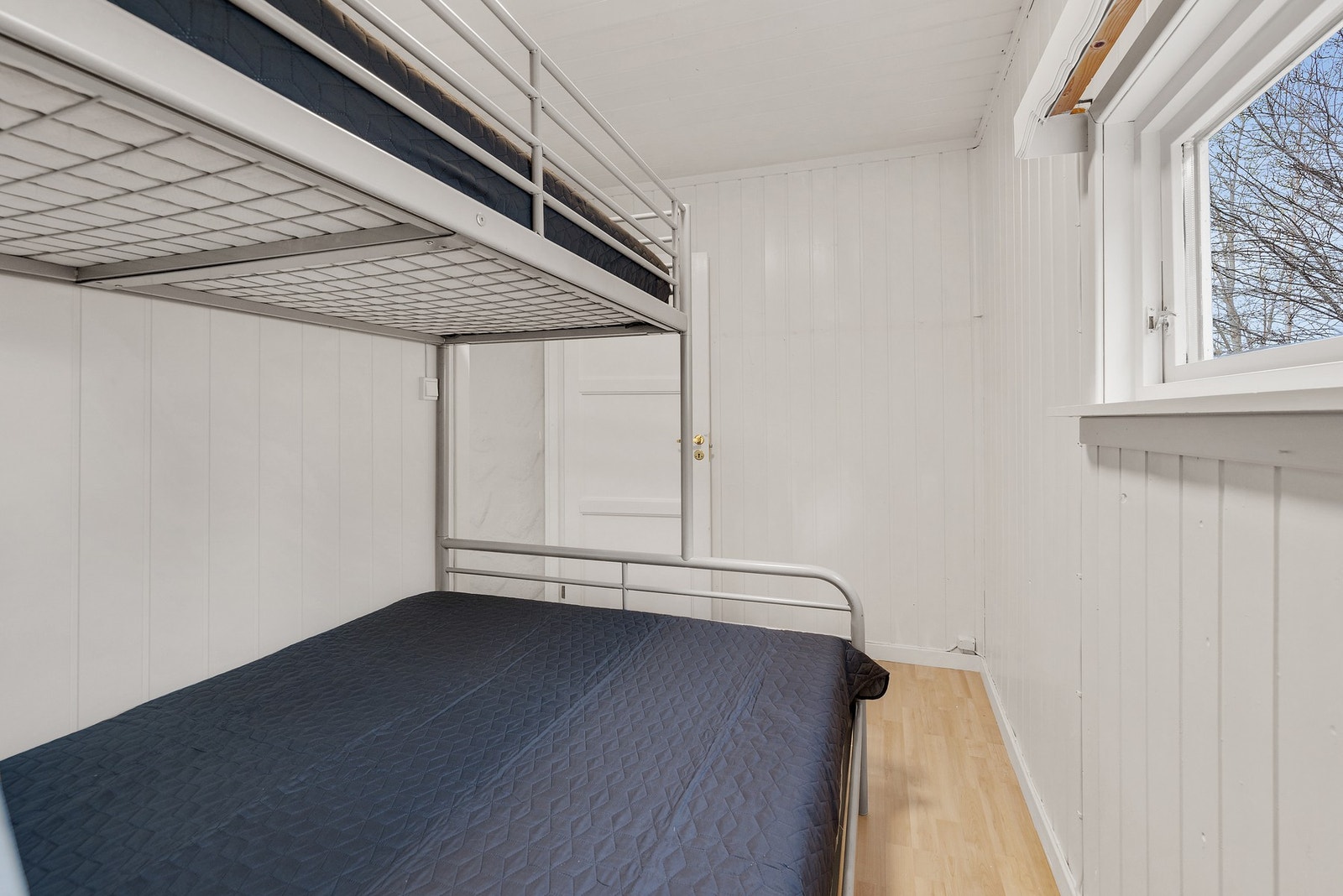 God plass til seng Galleribilde