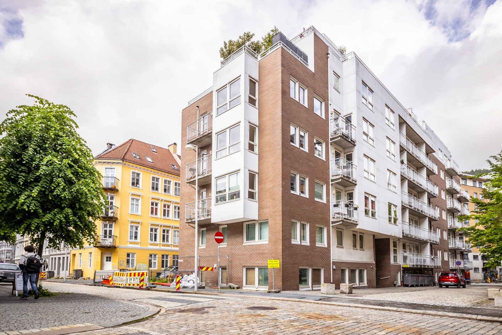Leiligheten ligger i et fredelig område med lite trafikk, kun noen minutters gange fra bykjernen Galleribilde