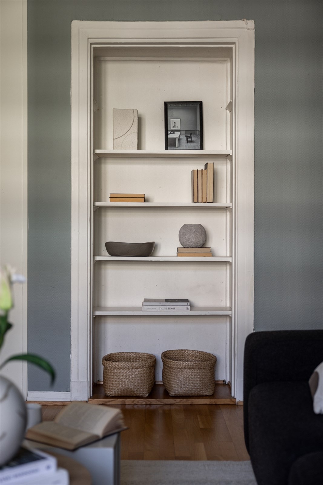 Tidligere dør som i dag brukes til en oppbevaring. Galleribilde